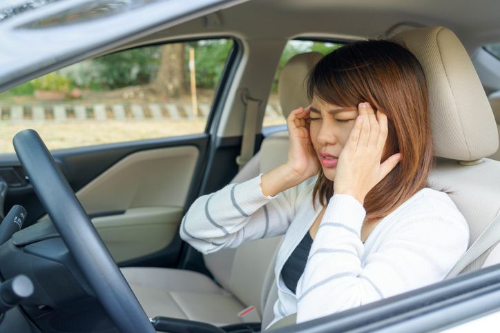 Driver experiencing motion sickness and visual discomfort while driving due to binocular vision dysfunction